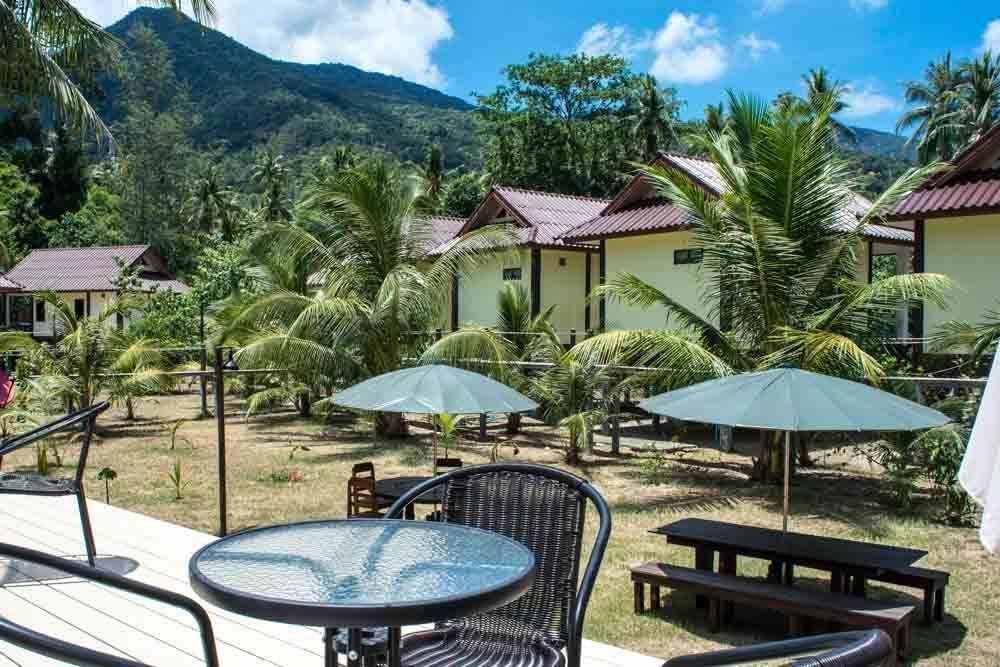 Hin Bhai Resort Chaloklum Buitenkant foto