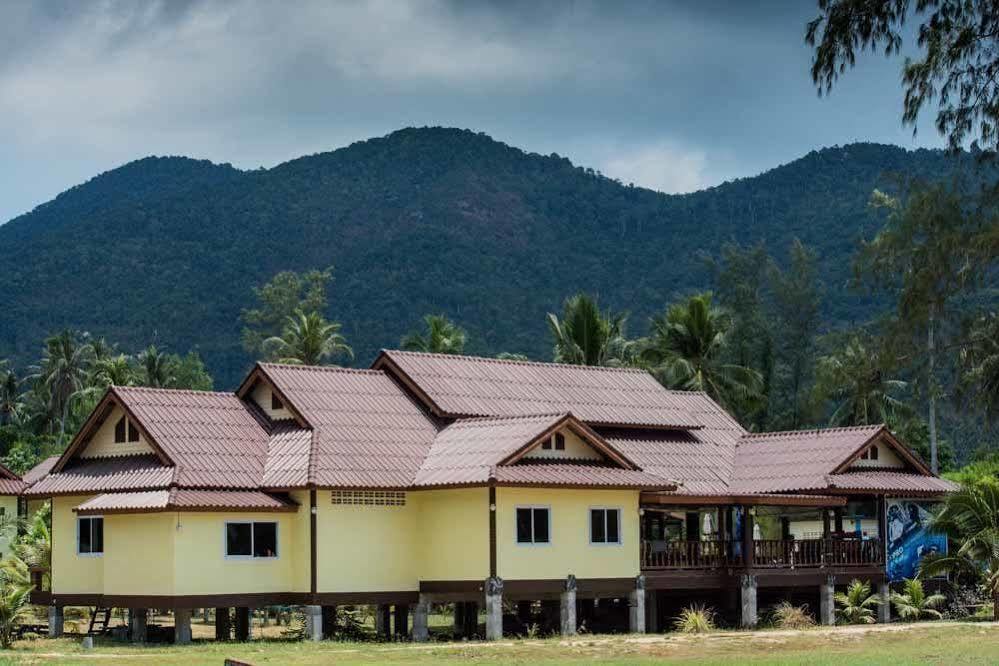 Hin Bhai Resort Chaloklum Buitenkant foto