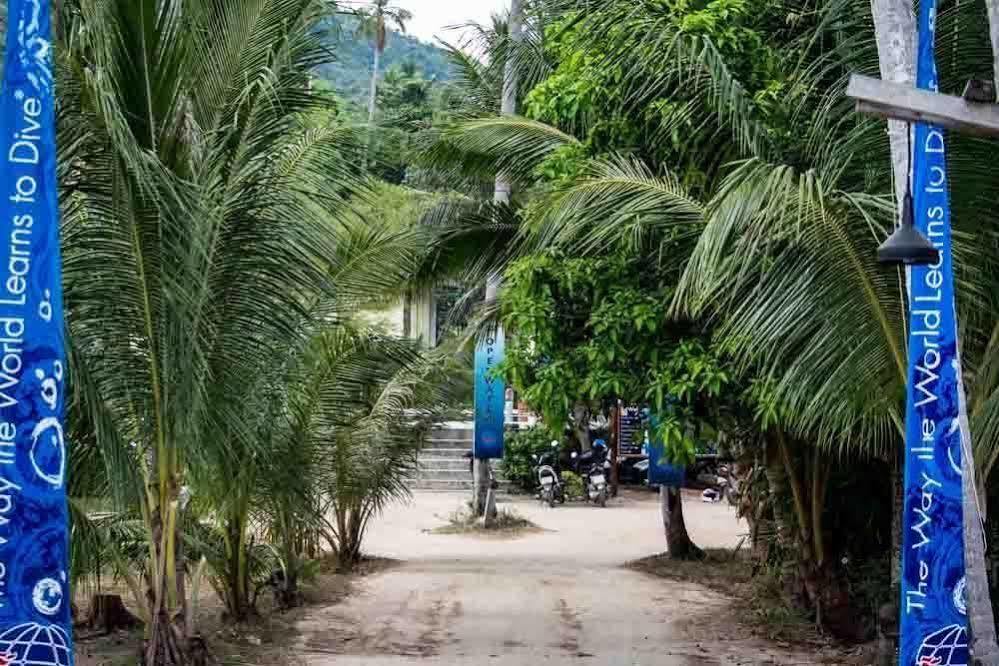 Hin Bhai Resort Chaloklum Buitenkant foto